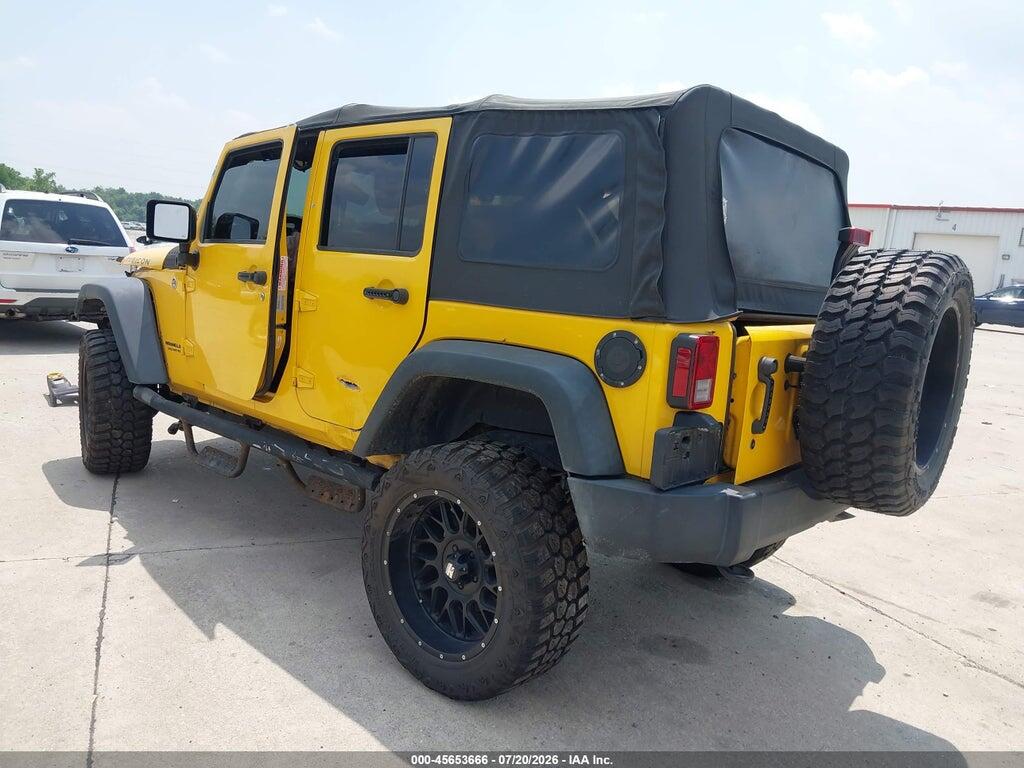 1C4BJWFGXFL718885 2015 JEEP WRANGLER UNLIMITED photo no. 3