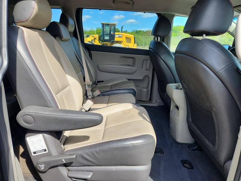2017 KIA SEDONA LX — Фото 11 из 13