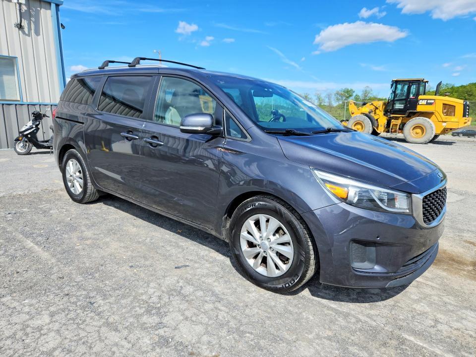 2017 KIA SEDONA LX — Фото 4 из 13