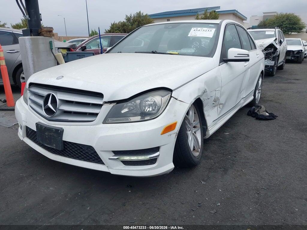 WDDGF4HB4DR266932 2013 MERCEDES-BENZ C 250 photo no. 2