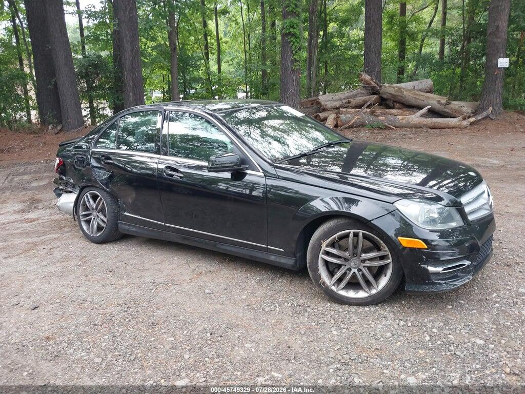 WDDGF8AB5DG135991 2013 MERCEDES-BENZ C 300 photo no. 1