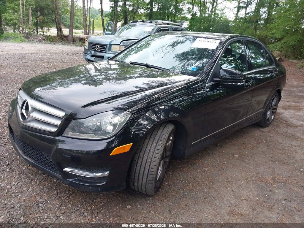 WDDGF8AB5DG135991 2013 MERCEDES-BENZ C 300 photo no. 2