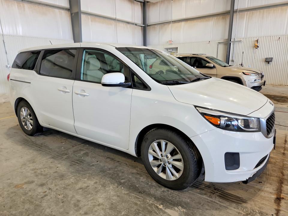 2017 KIA SEDONA LX — Фото 4 из 13
