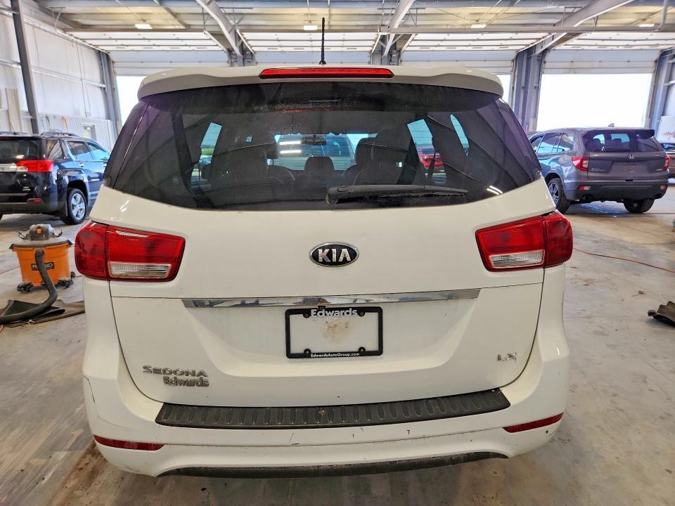 2017 KIA SEDONA LX — Фото 6 из 13