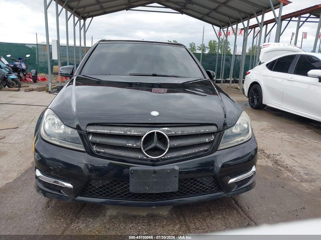 WDDGF8AB8DA806606 2013 MERCEDES-BENZ C 300 photo no. 12