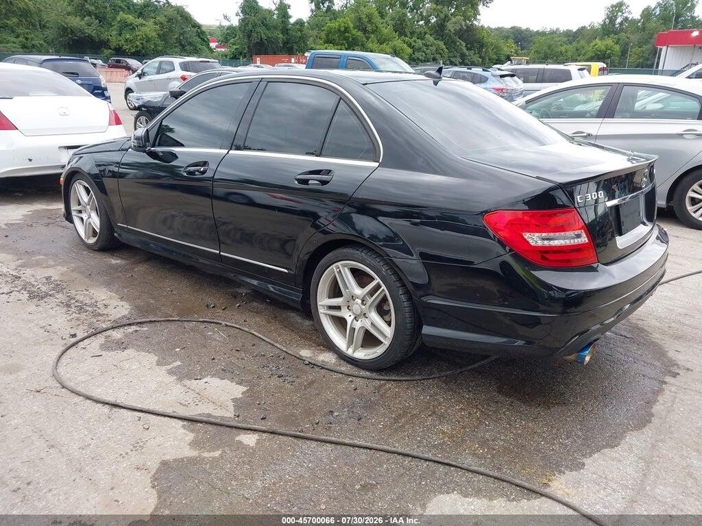 WDDGF8AB8DA806606 2013 MERCEDES-BENZ C 300 photo no. 3
