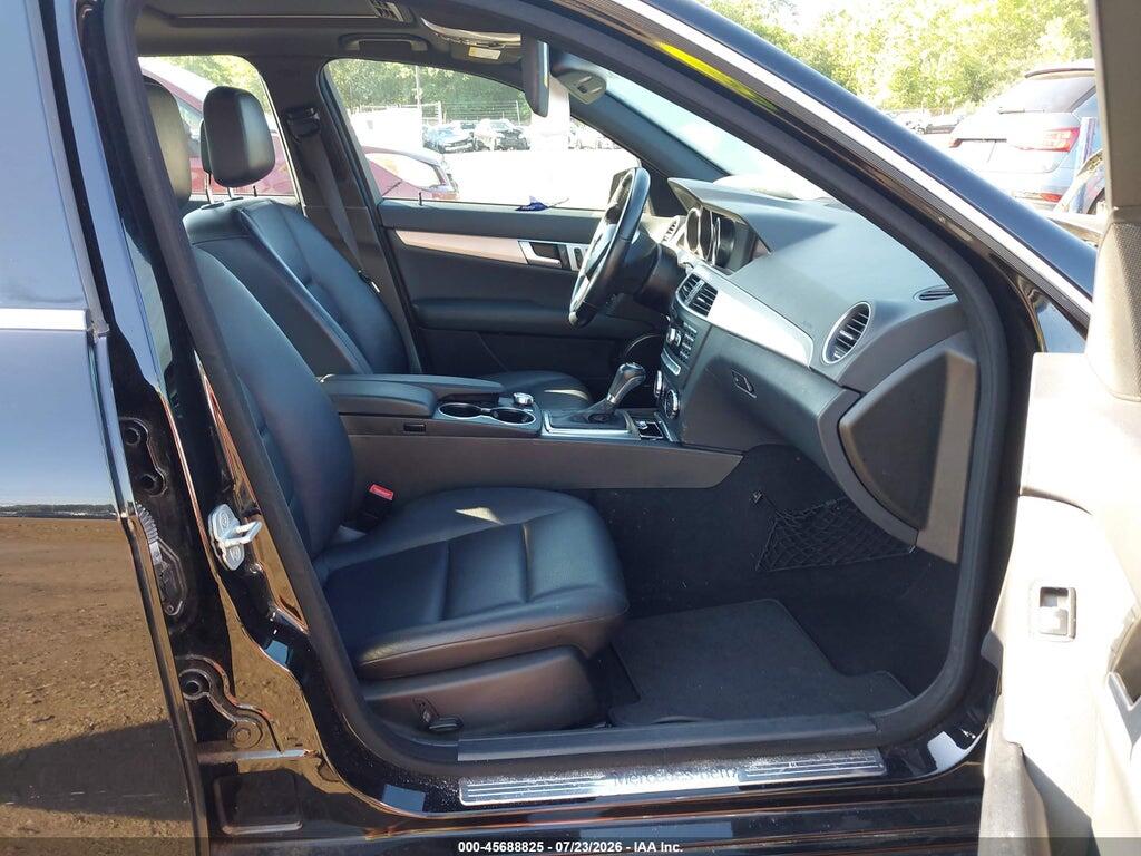 WDDGF8AB0DR284393 2013 MERCEDES-BENZ C 300 photo no. 5