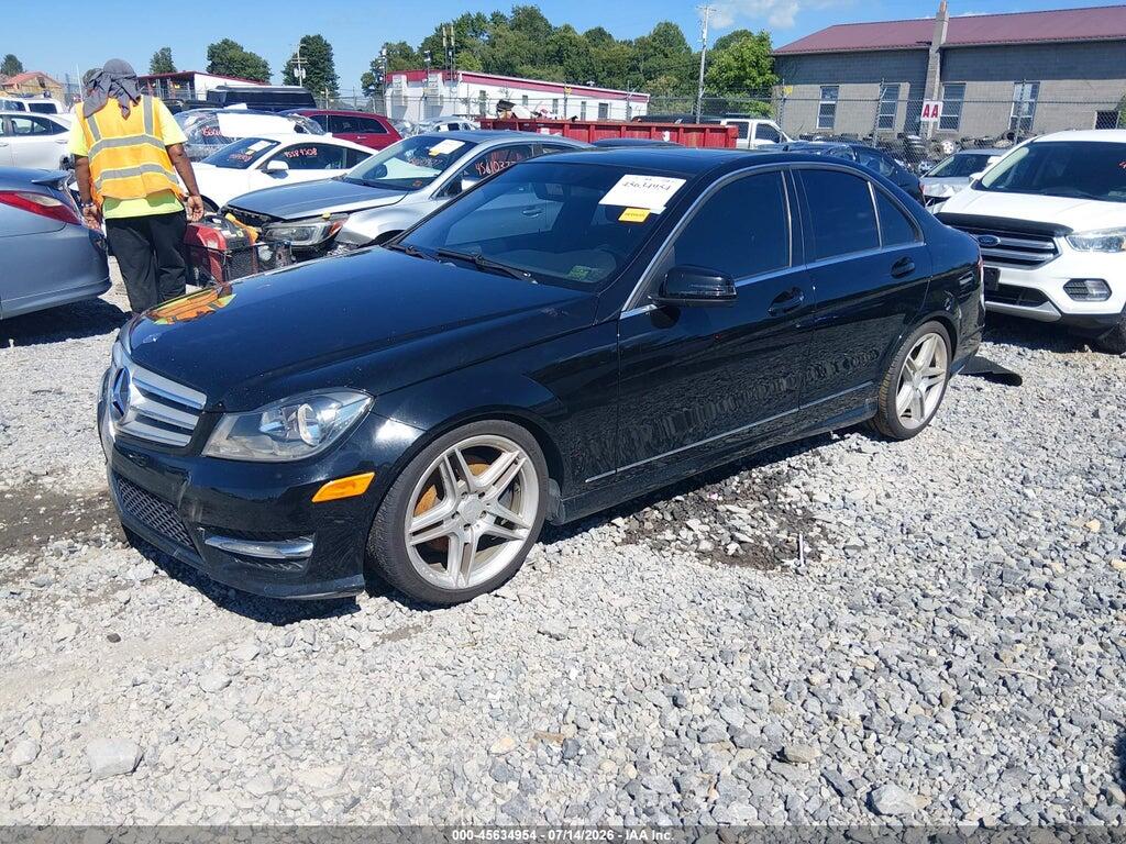 WDDGF8AB2DR267143 2013 MERCEDES-BENZ C 300 photo no. 2