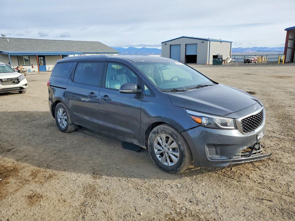 2017 KIA SEDONA LX — Фото 4 из 13