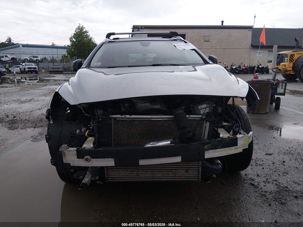 SJKCH5CR4JA044900 2018 INFINITI QX30 photo no. 6