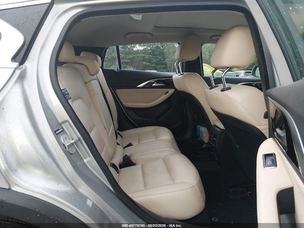 SJKCH5CR4JA044900 2018 INFINITI QX30 photo no. 8