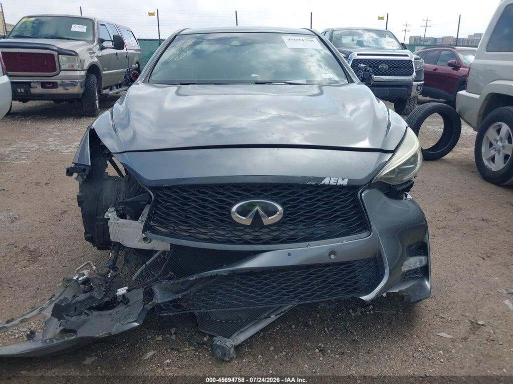 SJKCH5CP0JA043984 2018 INFINITI QX30 photo no. 12