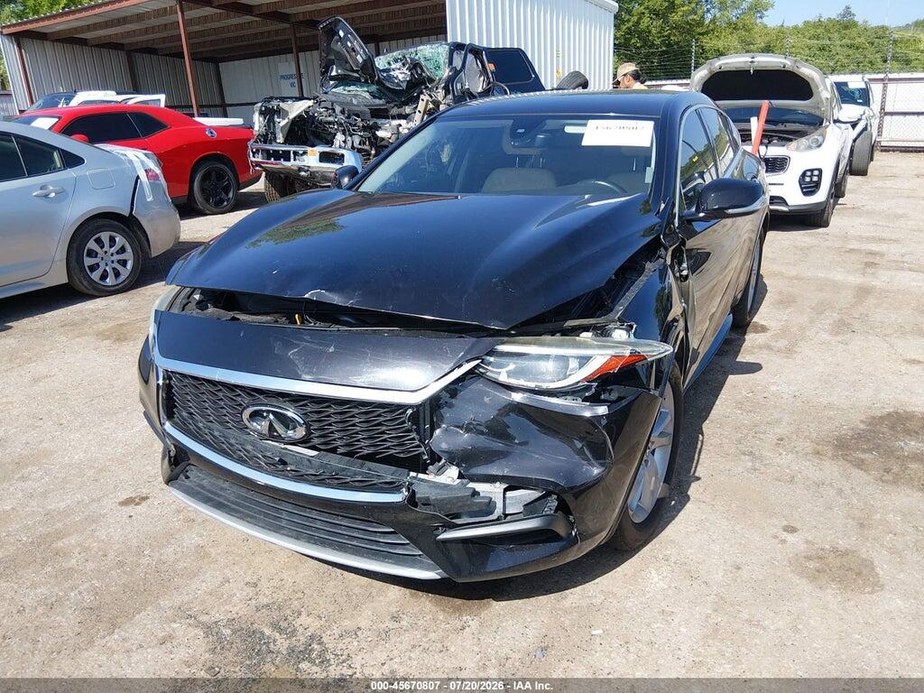 SJKCH5CP8JA054764 2018 INFINITI QX30 photo no. 2