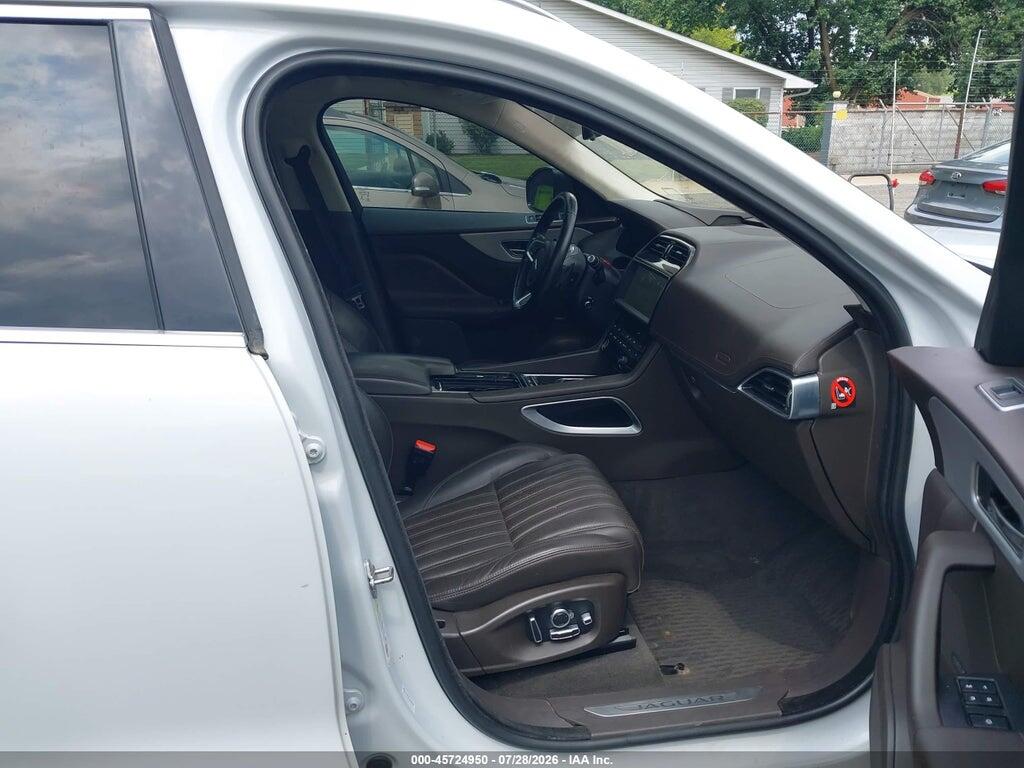 SADCN2GX2KA358540 2019 JAGUAR F-PACE photo no. 5