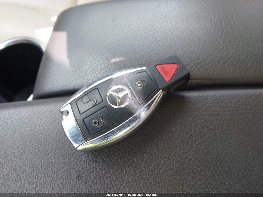 WDCGG5HB4DF975305 2013 MERCEDES-BENZ GLK 350 photo no. 11