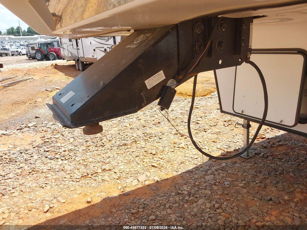 4YDF32721FR805463 2015 KEYSTONE M3221 photo no. 10