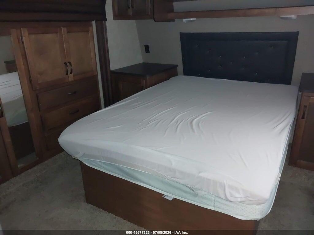 4YDF32721FR805463 2015 KEYSTONE M3221 photo no. 5