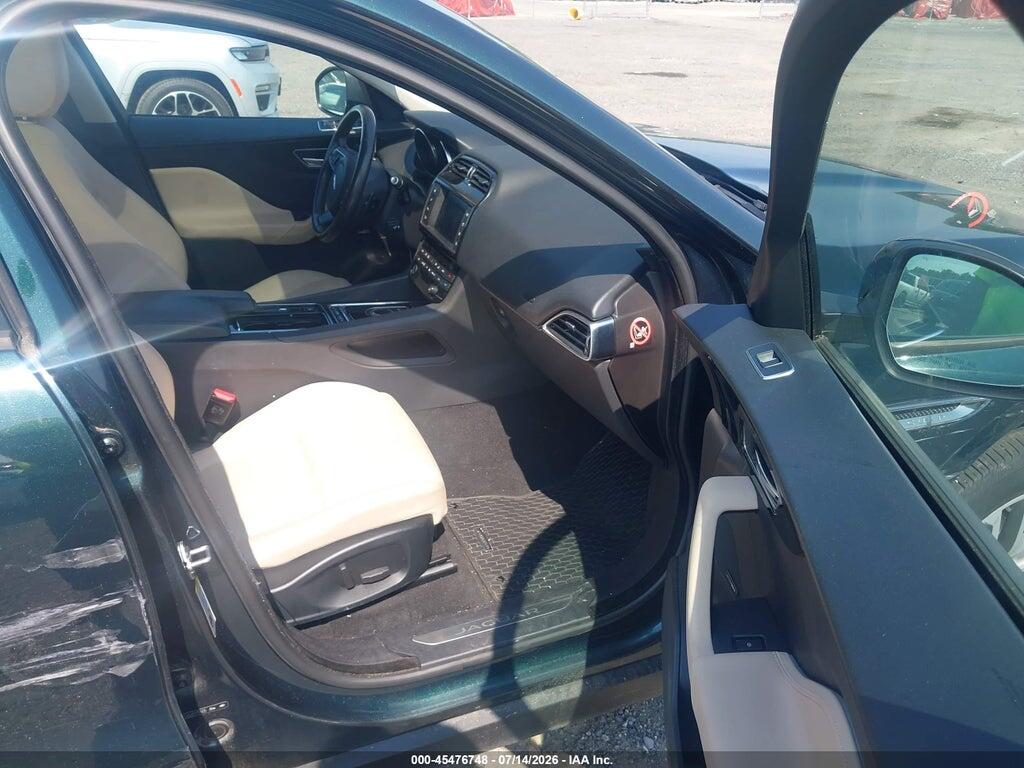 SADCJ2EV4JA270505 2018 JAGUAR F-PACE photo no. 5