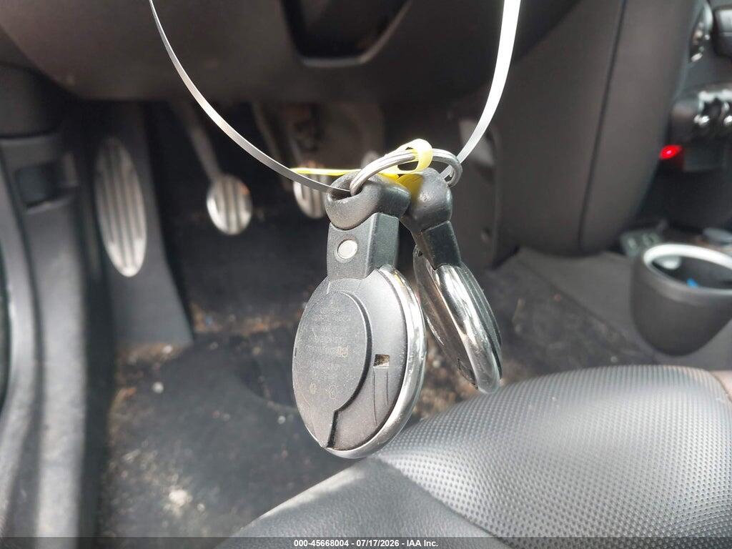 WMWSV3C53DT478482 2013 MINI HARDTOP photo no. 11