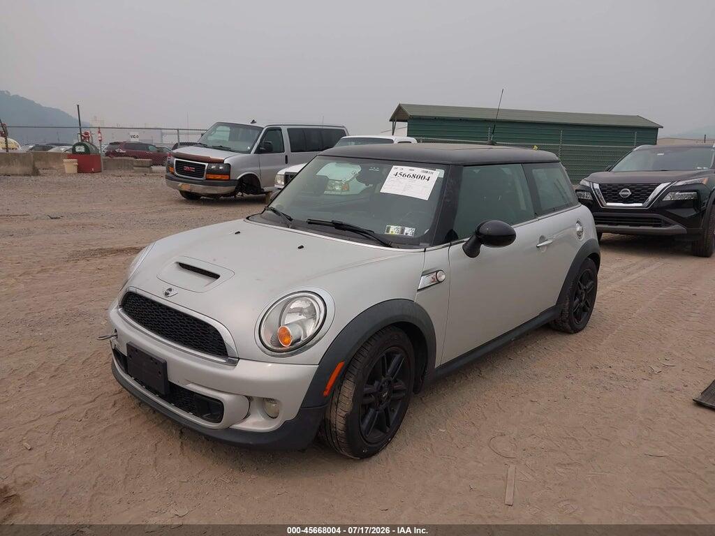 WMWSV3C53DT478482 2013 MINI HARDTOP photo no. 2