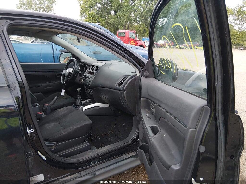 4A4AP3AU0DE011150 2013 MITSUBISHI OUTLANDER SPORT photo no. 5
