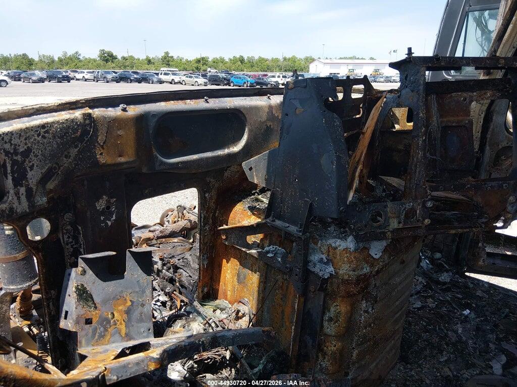 1M2AX32C6DM010129 2013 MACK 400 photo no. 6