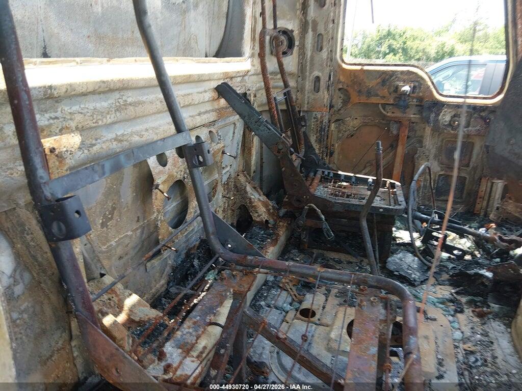1M2AX32C6DM010129 2013 MACK 400 photo no. 7