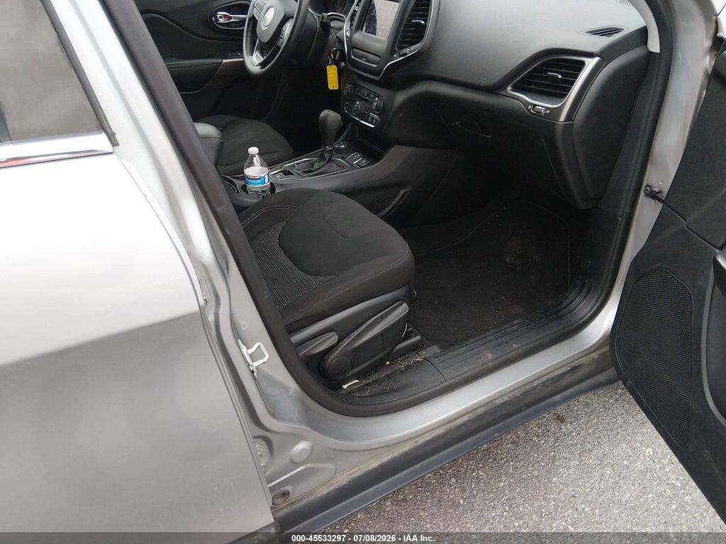1C4PJMCB0KD450923 2019 JEEP CHEROKEE photo no. 5