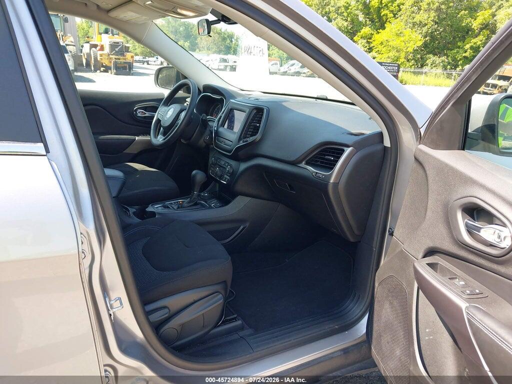 1C4PJMCB3KD459938 2019 JEEP CHEROKEE photo no. 5
