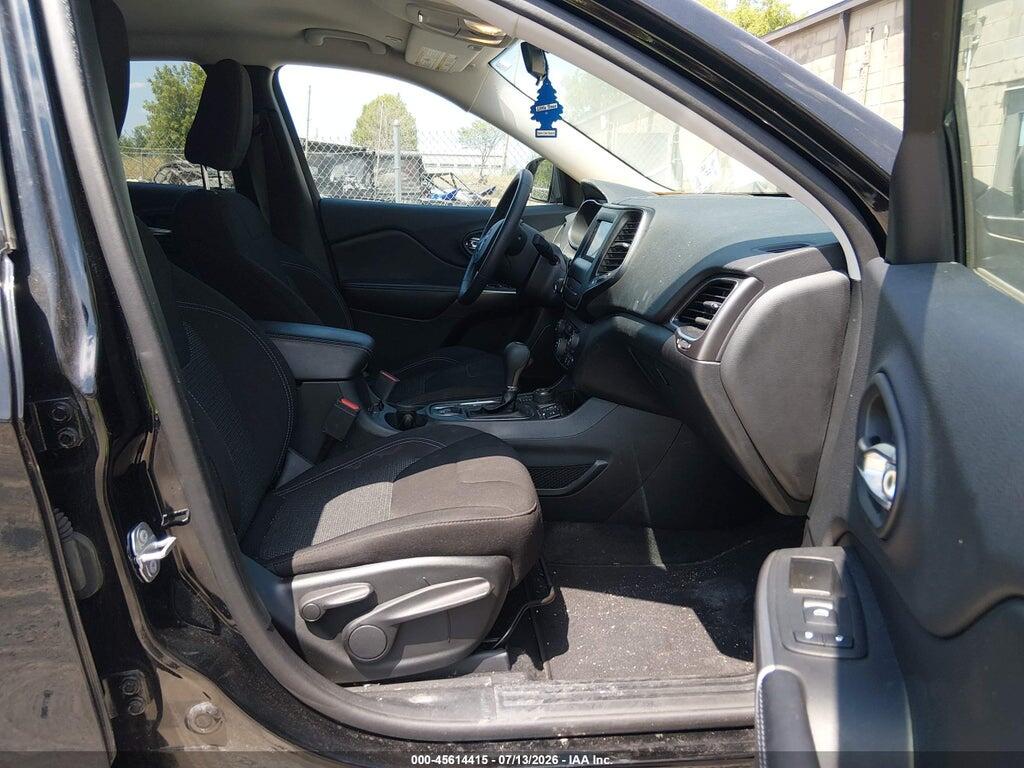 1C4PJMCB4KD346693 2019 JEEP CHEROKEE photo no. 5