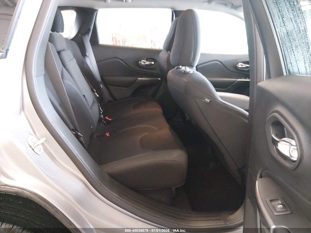 1C4PJMCB9KD343613 2019 JEEP CHEROKEE photo no. 8