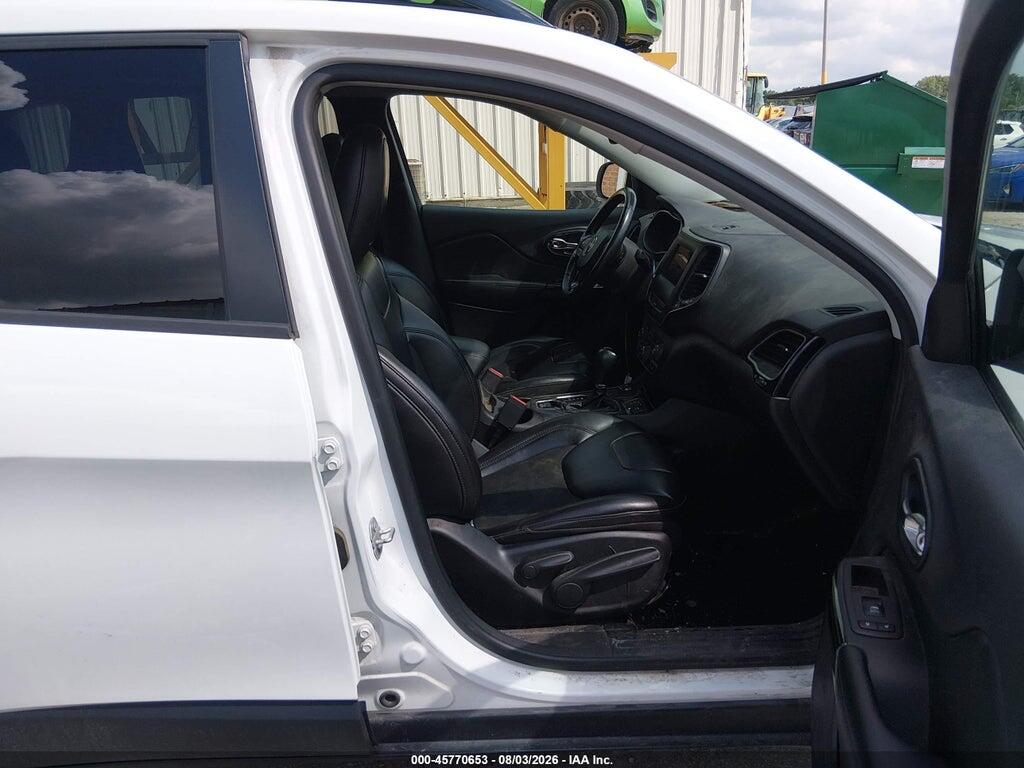 1C4PJMLB4KD292876 2019 JEEP CHEROKEE photo no. 5
