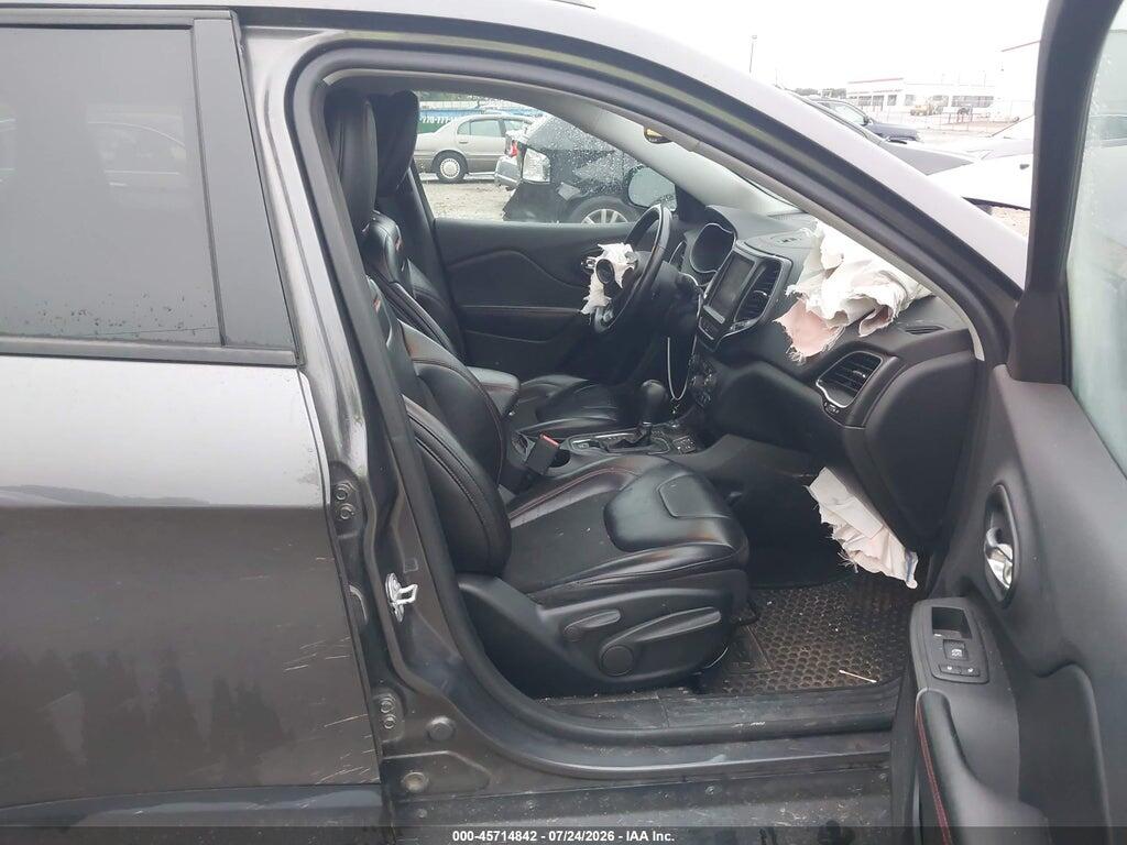 1C4PJMBX0KD402383 2019 JEEP CHEROKEE photo no. 5