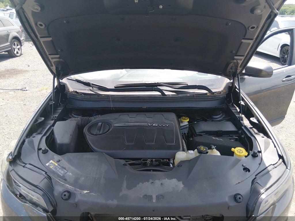 1C4PJMDX4KD105887 2019 JEEP CHEROKEE photo no. 10