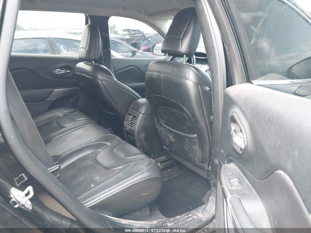 1C4PJMLB1KD136195 2019 JEEP CHEROKEE photo no. 8
