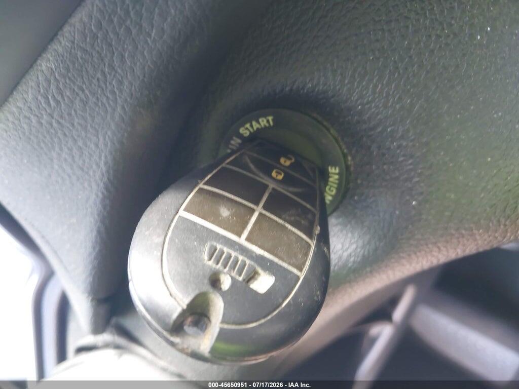 1C4PJMCB6KD288697 2019 JEEP CHEROKEE photo no. 11