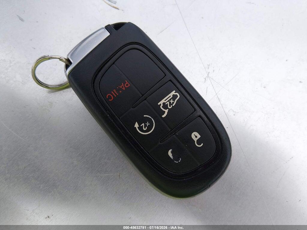 1C4PJMDX1KD457003 2019 JEEP CHEROKEE photo no. 11