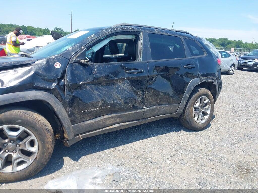 1C4PJMBX5KD417882 2019 JEEP CHEROKEE photo no. 6