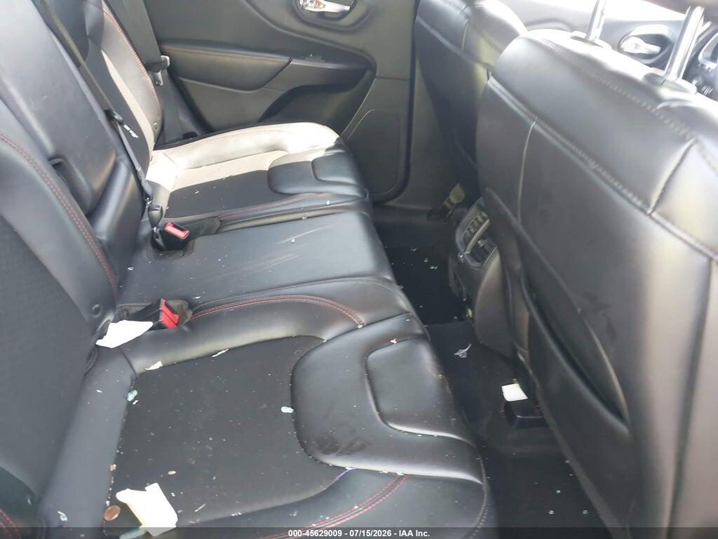 1C4PJMBX5KD417882 2019 JEEP CHEROKEE photo no. 8