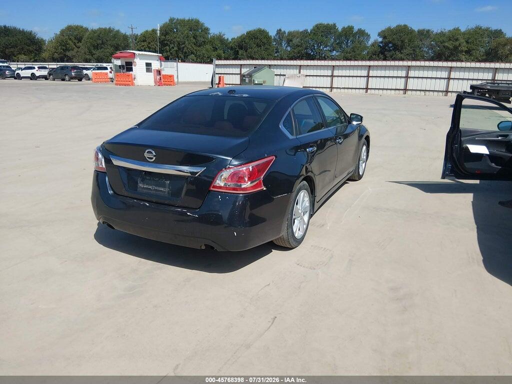 1N4AL3AP3DC241893 2013 NISSAN ALTIMA photo no. 4