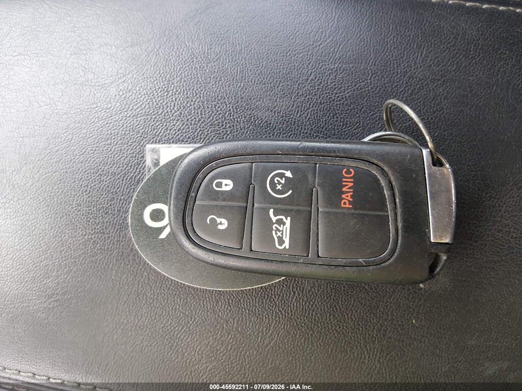 1C4PJMDX4KD118445 2019 JEEP CHEROKEE photo no. 10