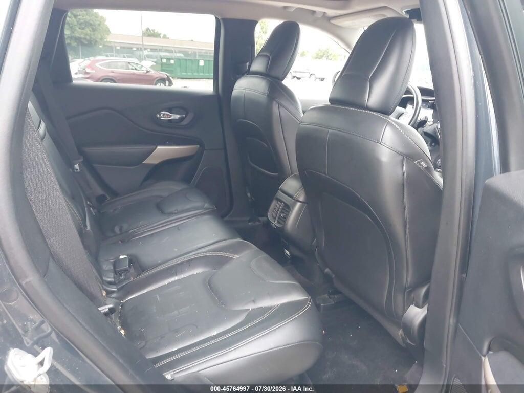 1C4PJMDB0JD569424 2018 JEEP CHEROKEE photo no. 8