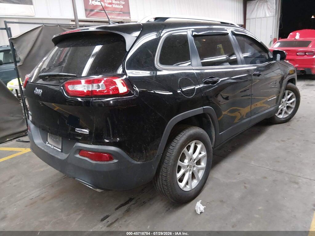 1C4PJMLX8JD602487 2018 JEEP CHEROKEE photo no. 4