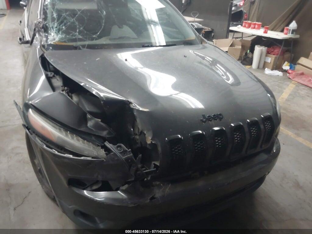 1C4PJLDB2JD618486 2018 JEEP CHEROKEE photo no. 6