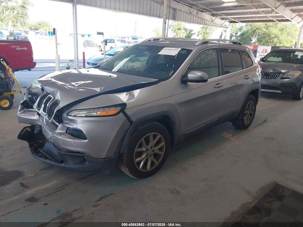 1C4PJLCB5JD531179 2018 JEEP CHEROKEE photo no. 2