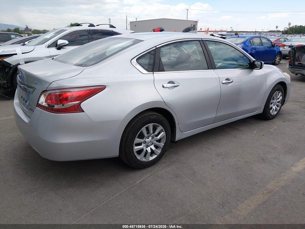 1N4AL3AP3DN540353 2013 NISSAN ALTIMA photo no. 4