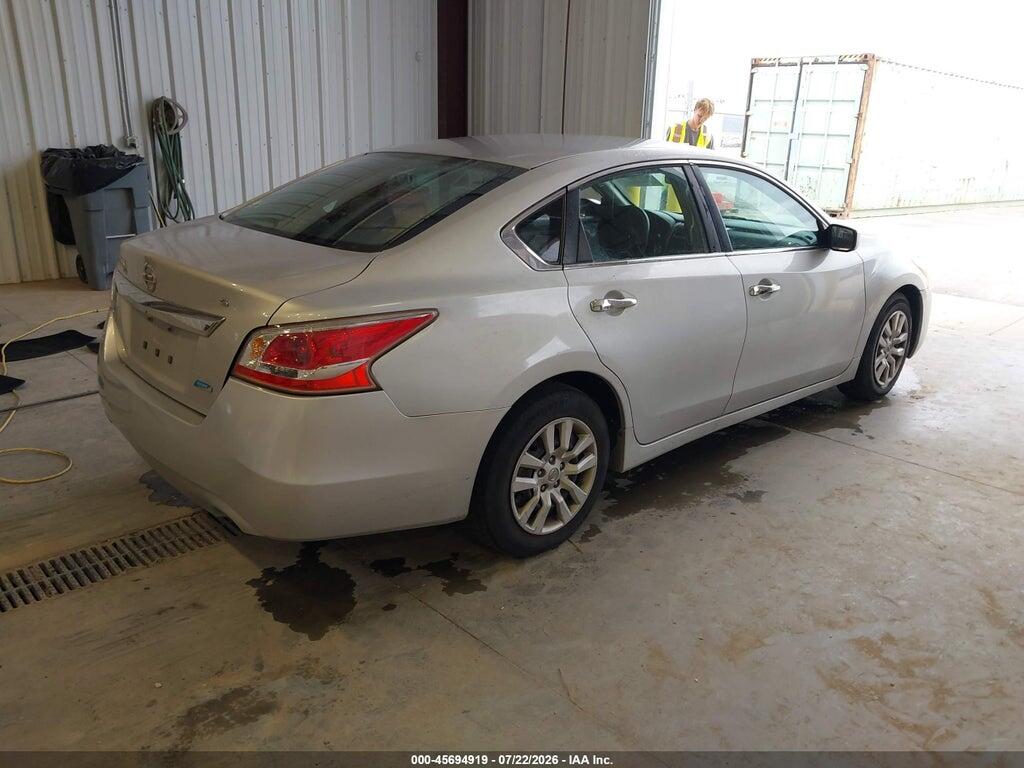 1N4AL3AP4DN555976 2013 NISSAN ALTIMA photo no. 4