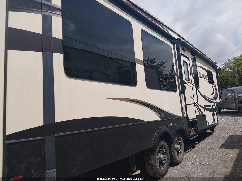 4YDF30125FE780071 2015 KEYSTONE RV ALPINE photo no. 5