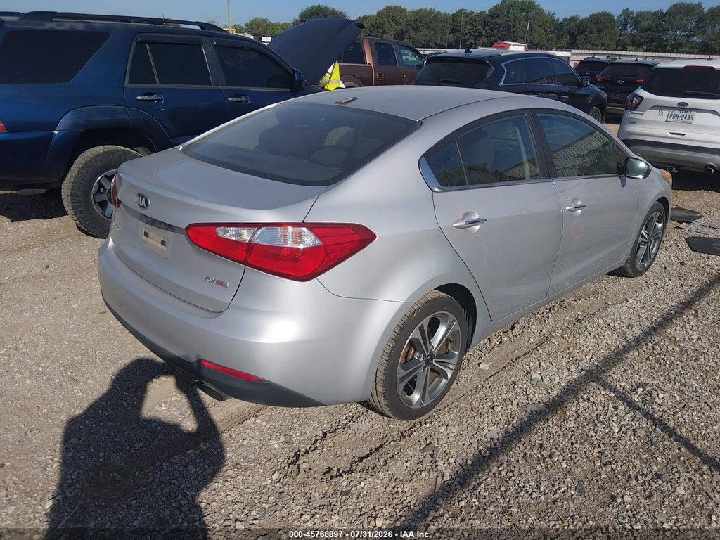 KNAFX4A85F5357586 2015 KIA FORTE photo no. 4