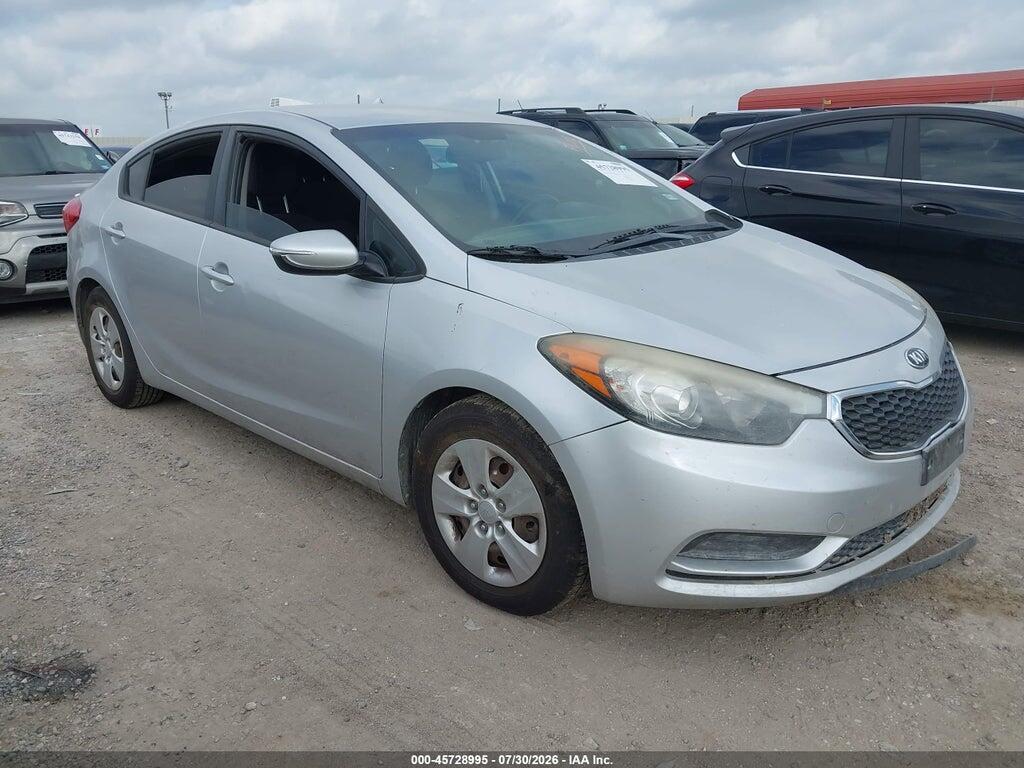 KNAFX4A67F5330467 2015 KIA FORTE photo no. 1
